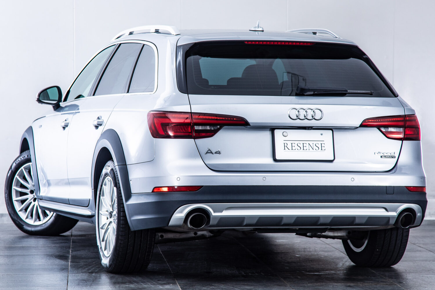 A4オールロードクワトロ 2.0 4WD