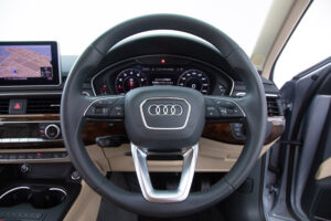 A4オールロードクワトロ 2.0 4WD