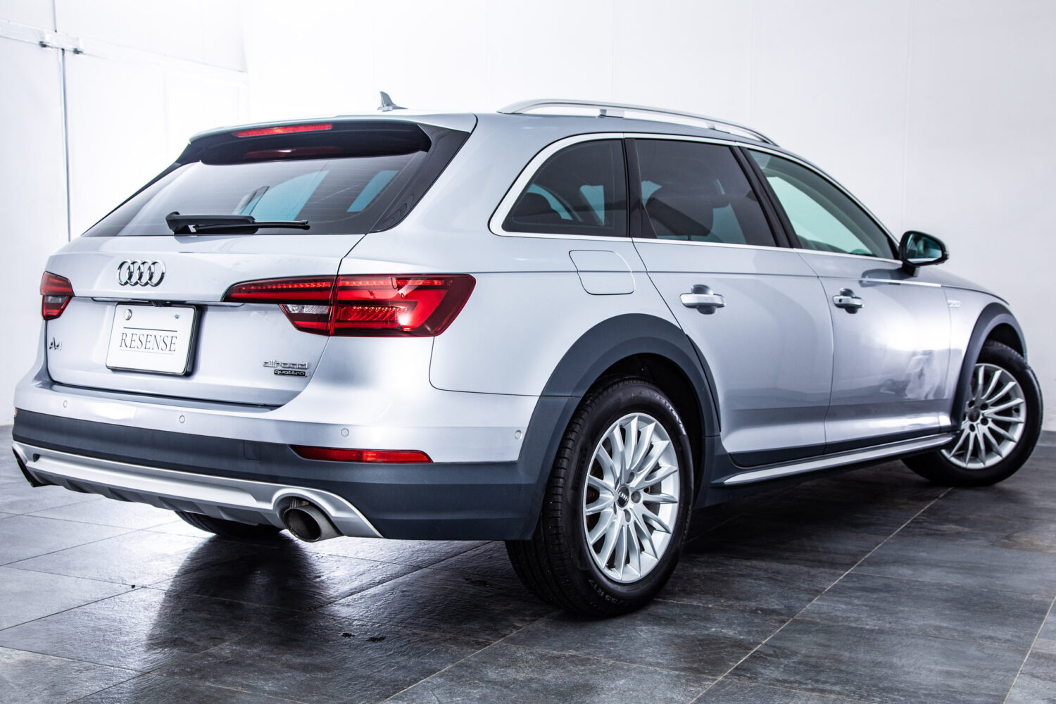 A4オールロードクワトロ 2.0 4WD