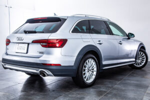 A4オールロードクワトロ 2.0 4WD