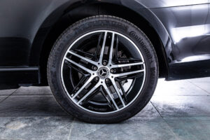 Vクラス V220 d エクストラロング AMGラインパッケージ ディーゼルターボ