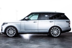 レンジローバー ヴォーグ (5.0リッター) 4WD