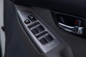 ランドクルーザープラド 4.0 TXリミテッド 4WD