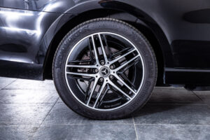 Vクラス V220 d エクストラロング AMGラインパッケージ ディーゼルターボ