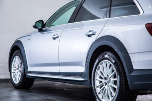 A4オールロードクワトロ 2.0 4WD