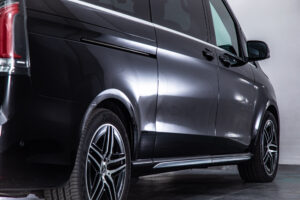 Vクラス V220 d エクストラロング AMGラインパッケージ ディーゼルターボ