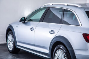 A4オールロードクワトロ 2.0 4WD