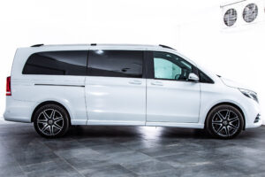 Vクラス V220 d アバンギャルド エクストラロング AMGライン