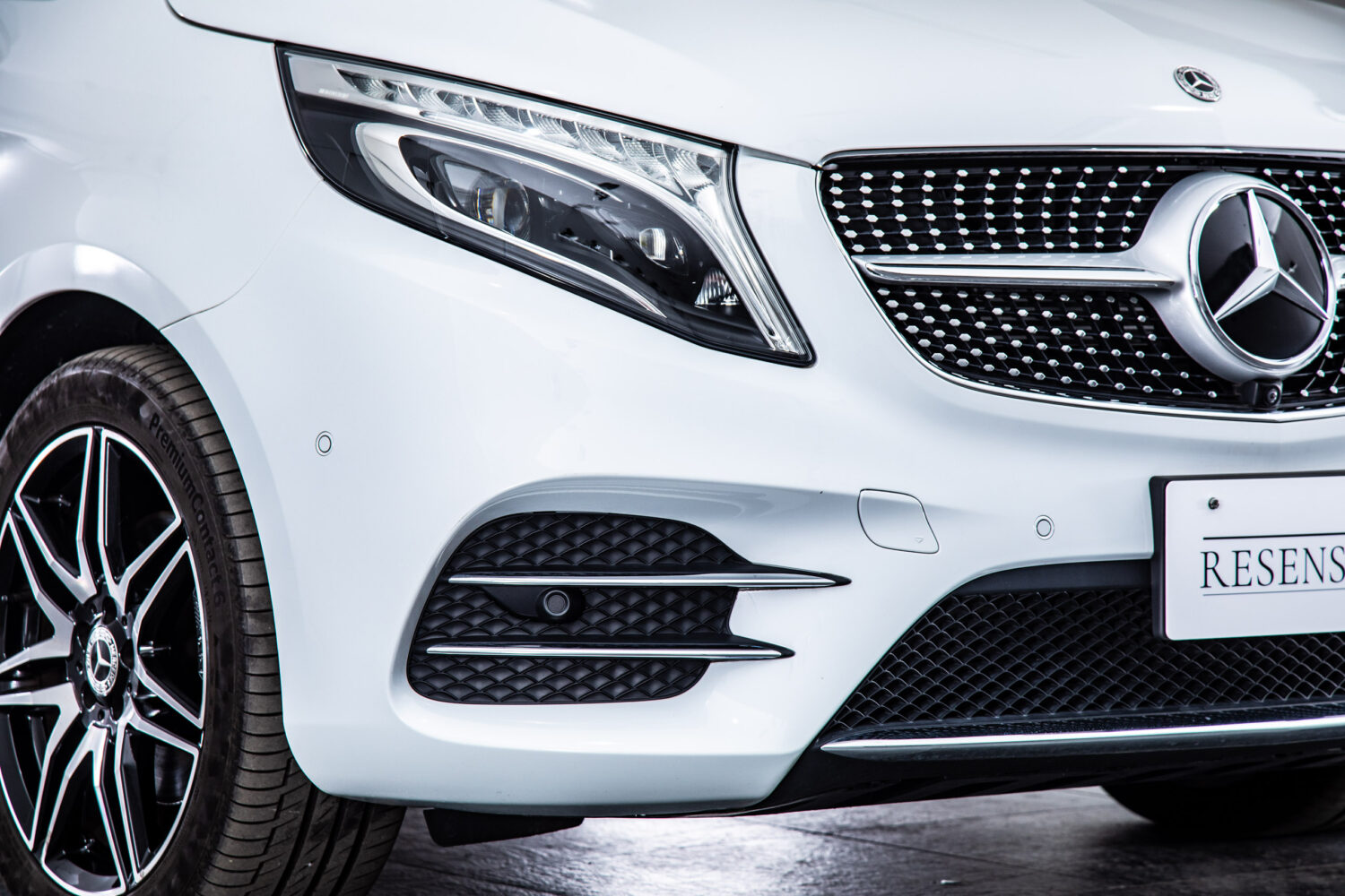 Vクラス V220 d アバンギャルド エクストラロング AMGライン