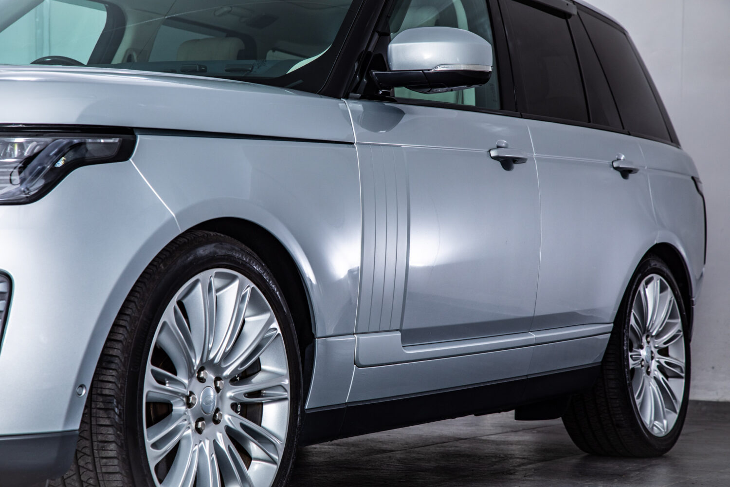 レンジローバー ヴォーグ (5.0リッター) 4WD