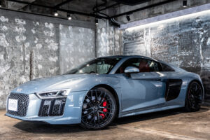 R8 V10 5.2FSIクワトロ 4WD