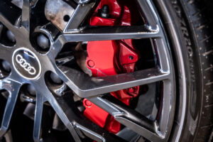 R8 V10 5.2FSIクワトロ 4WD