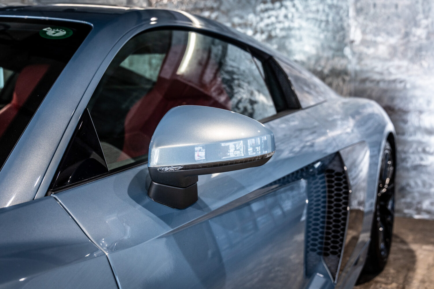 R8 V10 5.2FSIクワトロ 4WD