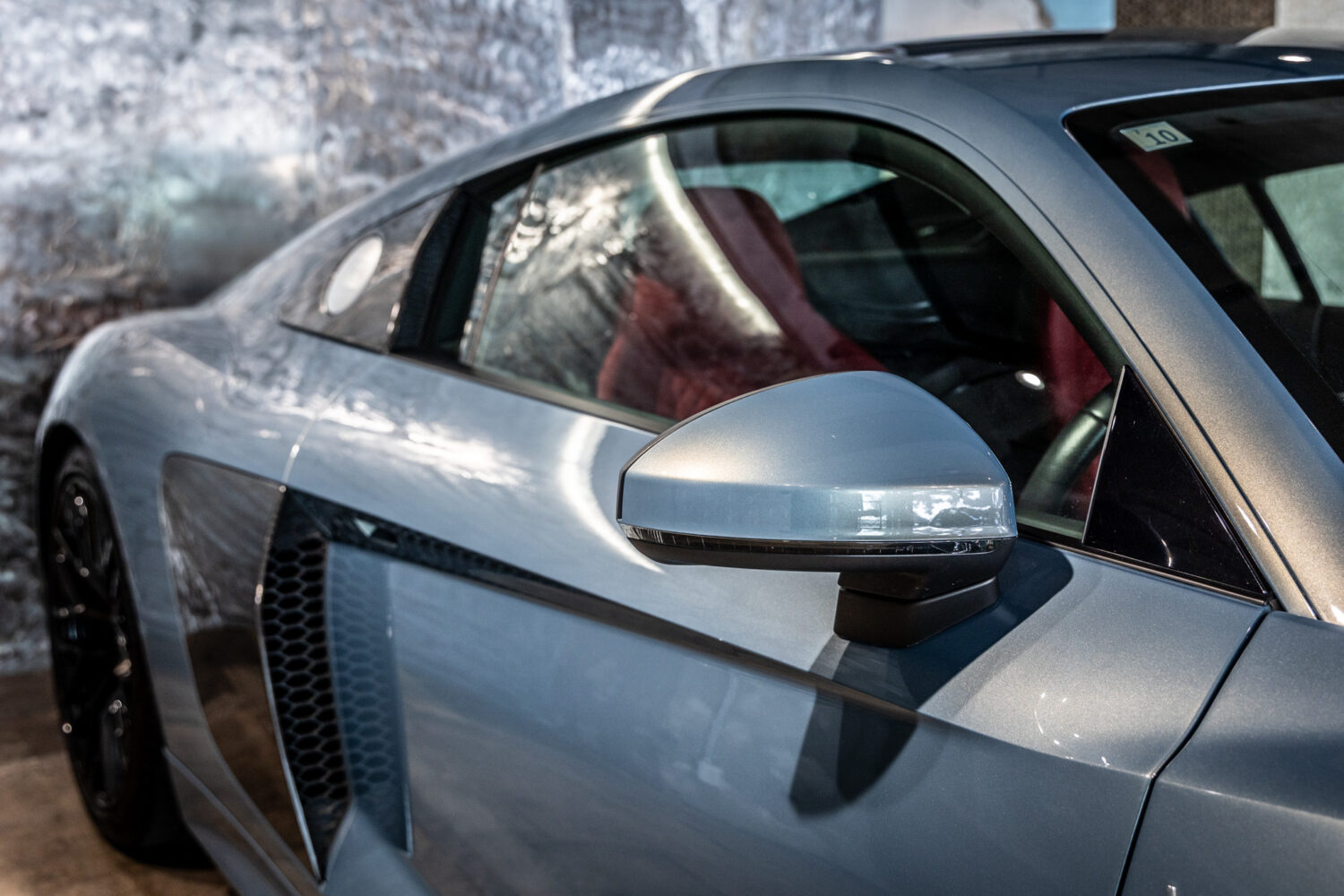 R8 V10 5.2FSIクワトロ 4WD