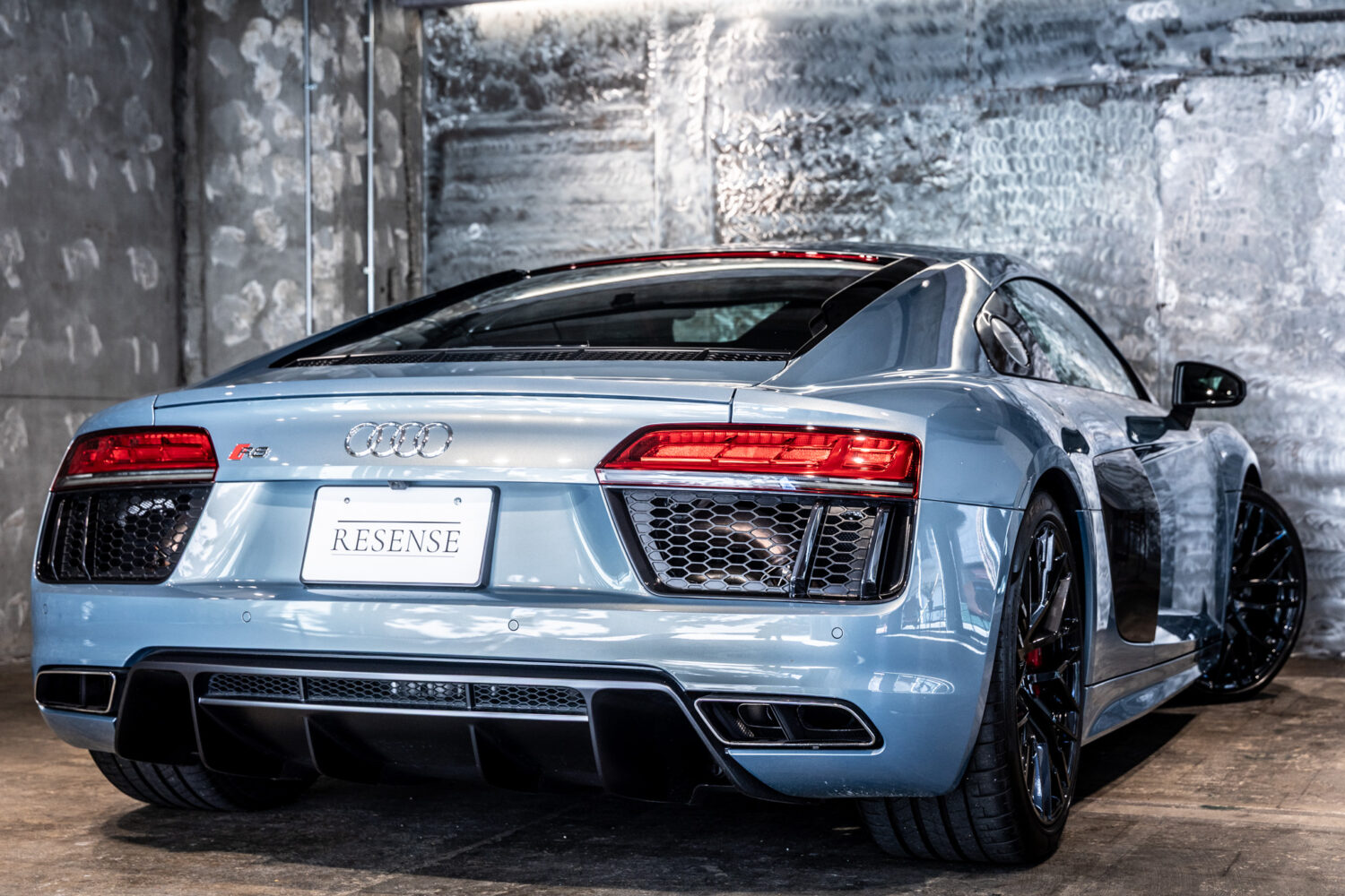 R8 V10 5.2FSIクワトロ 4WD