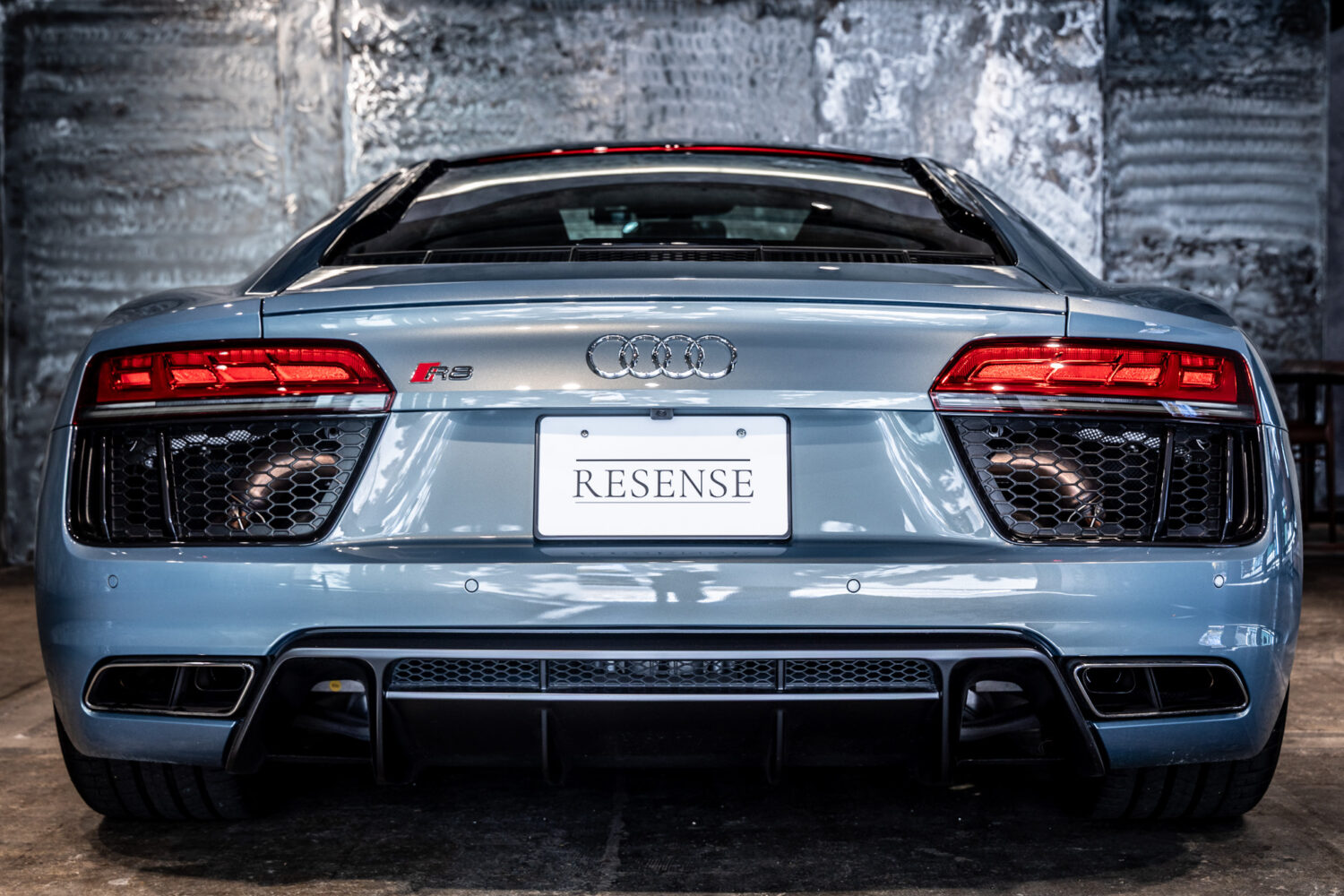 R8 V10 5.2FSIクワトロ 4WD