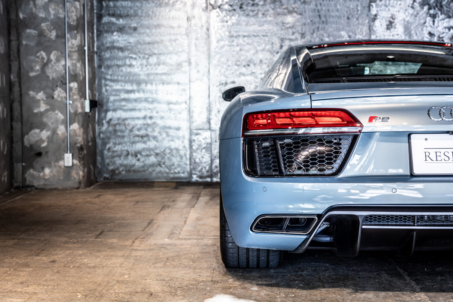 R8 V10 5.2FSIクワトロ 4WD