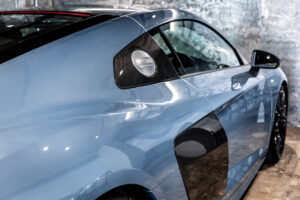 R8 V10 5.2FSIクワトロ 4WD