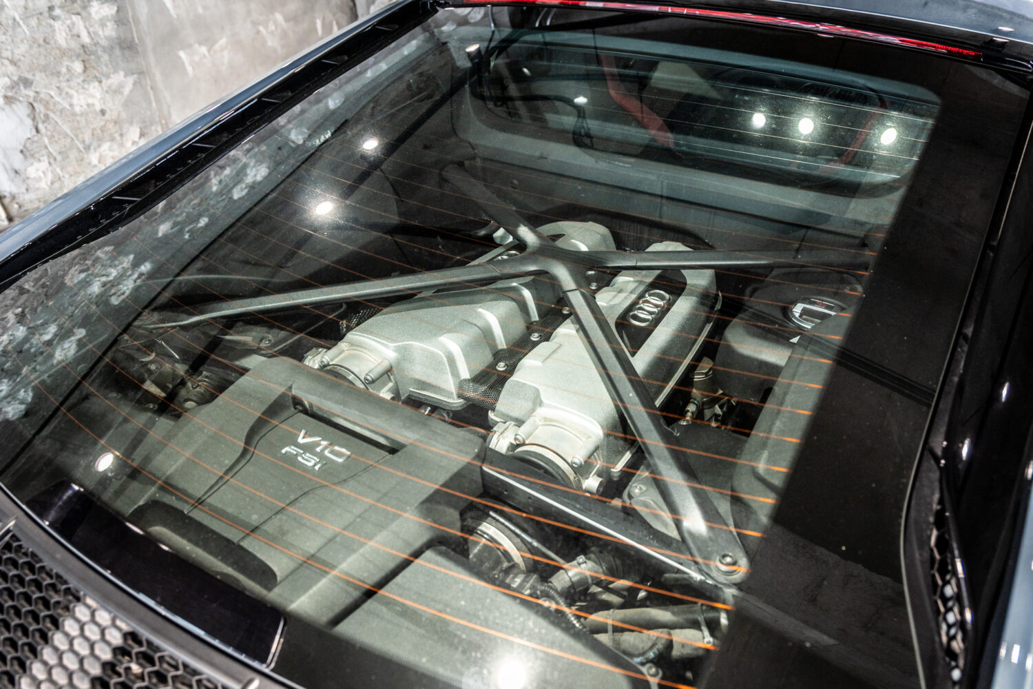 R8 V10 5.2FSIクワトロ 4WD