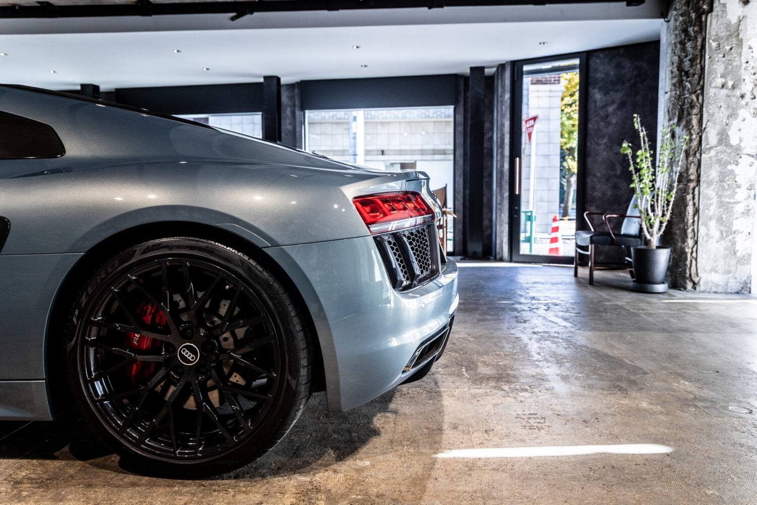 R8 V10 5.2FSIクワトロ 4WD