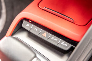 R8 V10 5.2FSIクワトロ 4WD