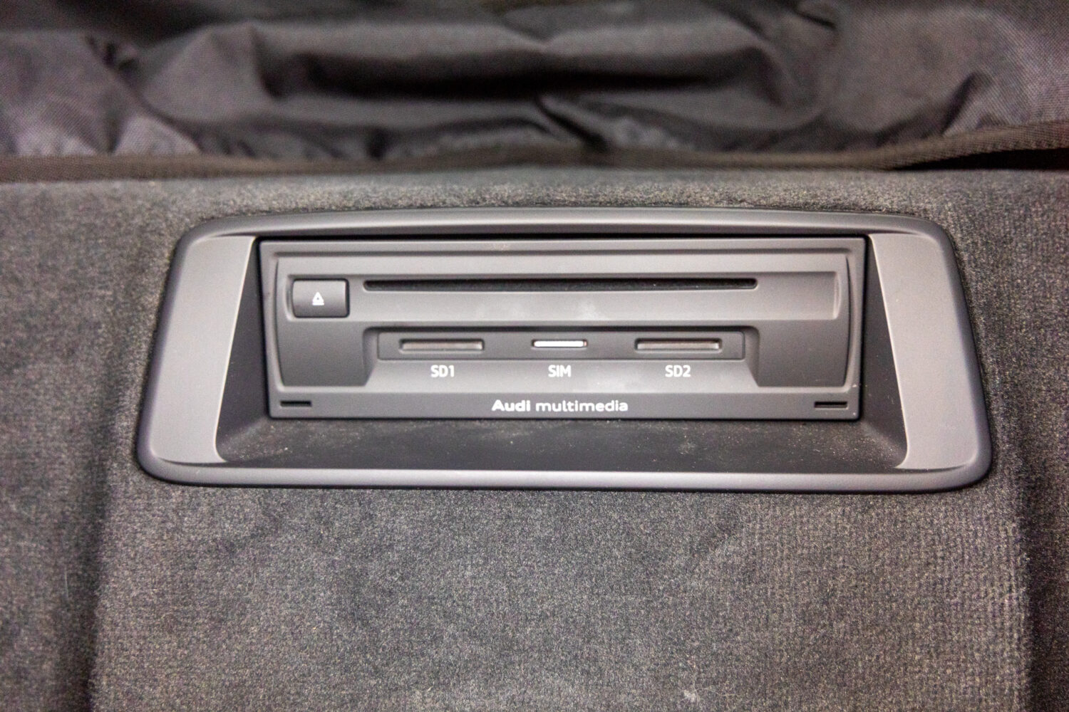 R8 V10 5.2FSIクワトロ 4WD