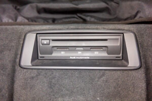 R8 V10 5.2FSIクワトロ 4WD