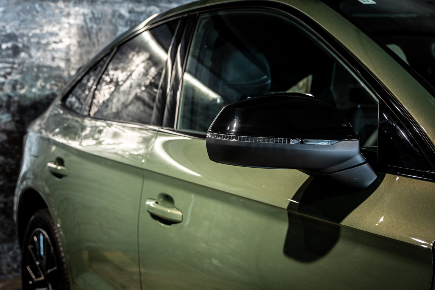 Q5スポーツバック 40TDIクワトロ Sライン 4WD