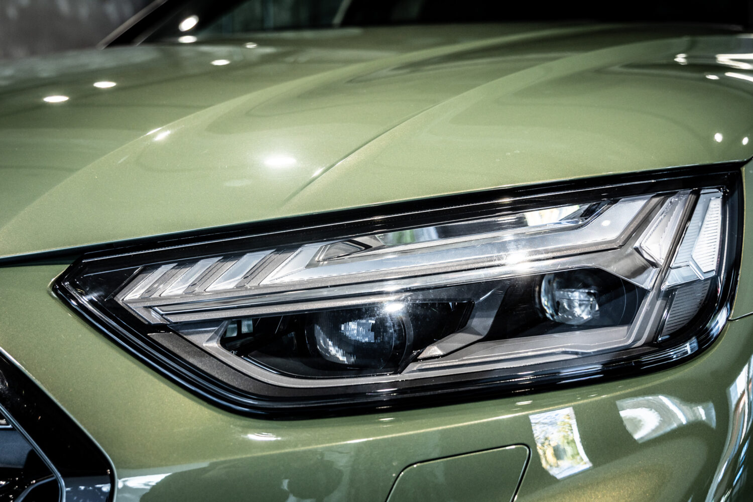 Q5スポーツバック 40TDIクワトロ Sライン 4WD