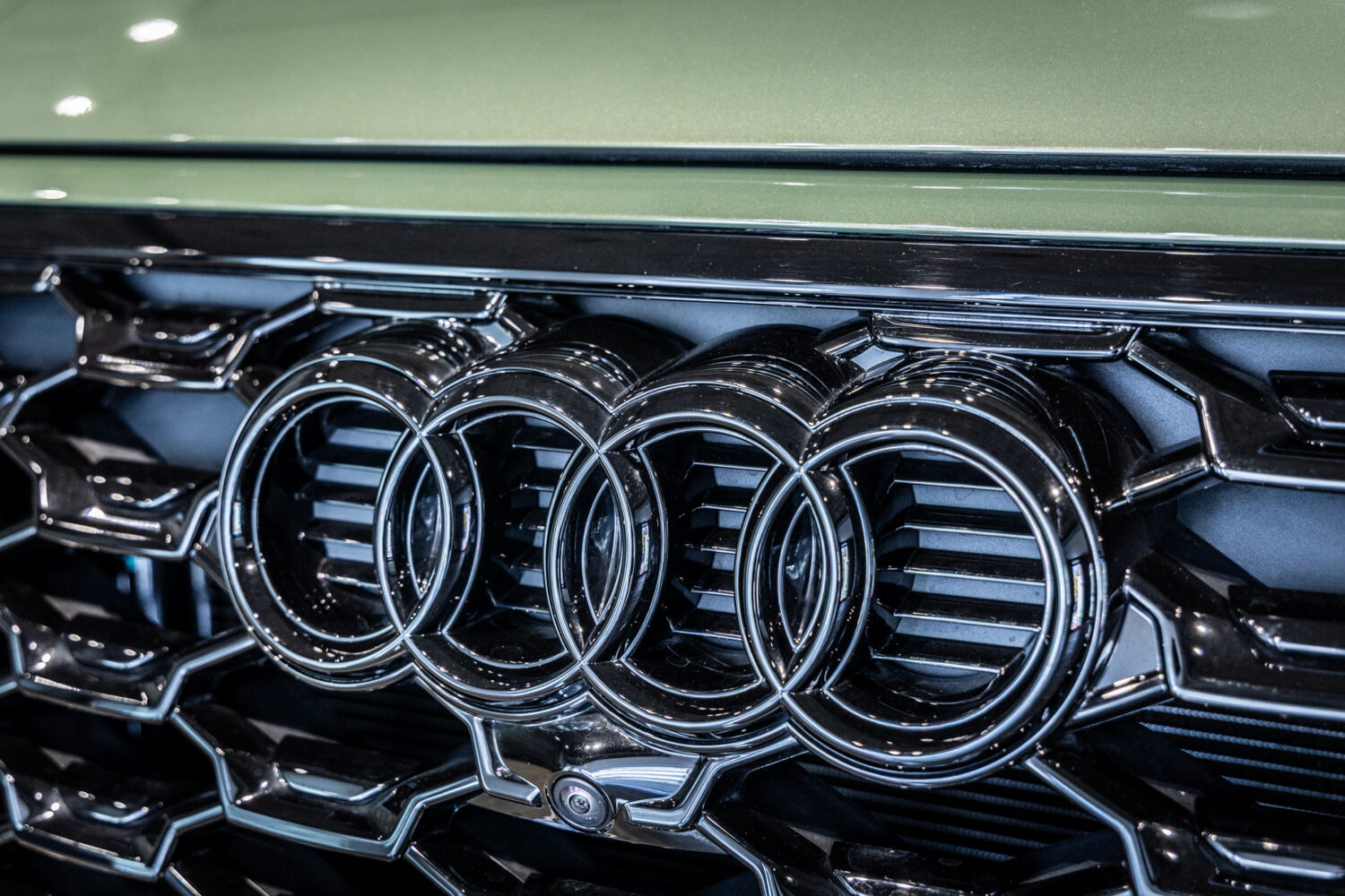 Q5スポーツバック 40TDIクワトロ Sライン 4WD