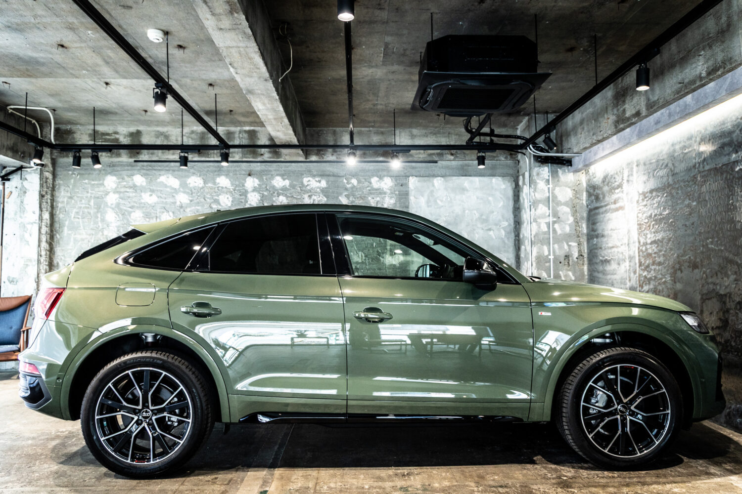 Q5スポーツバック 40TDIクワトロ Sライン 4WD