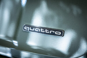 Q5スポーツバック 40TDIクワトロ Sライン 4WD