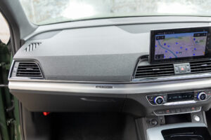 Q5スポーツバック 40TDIクワトロ Sライン 4WD