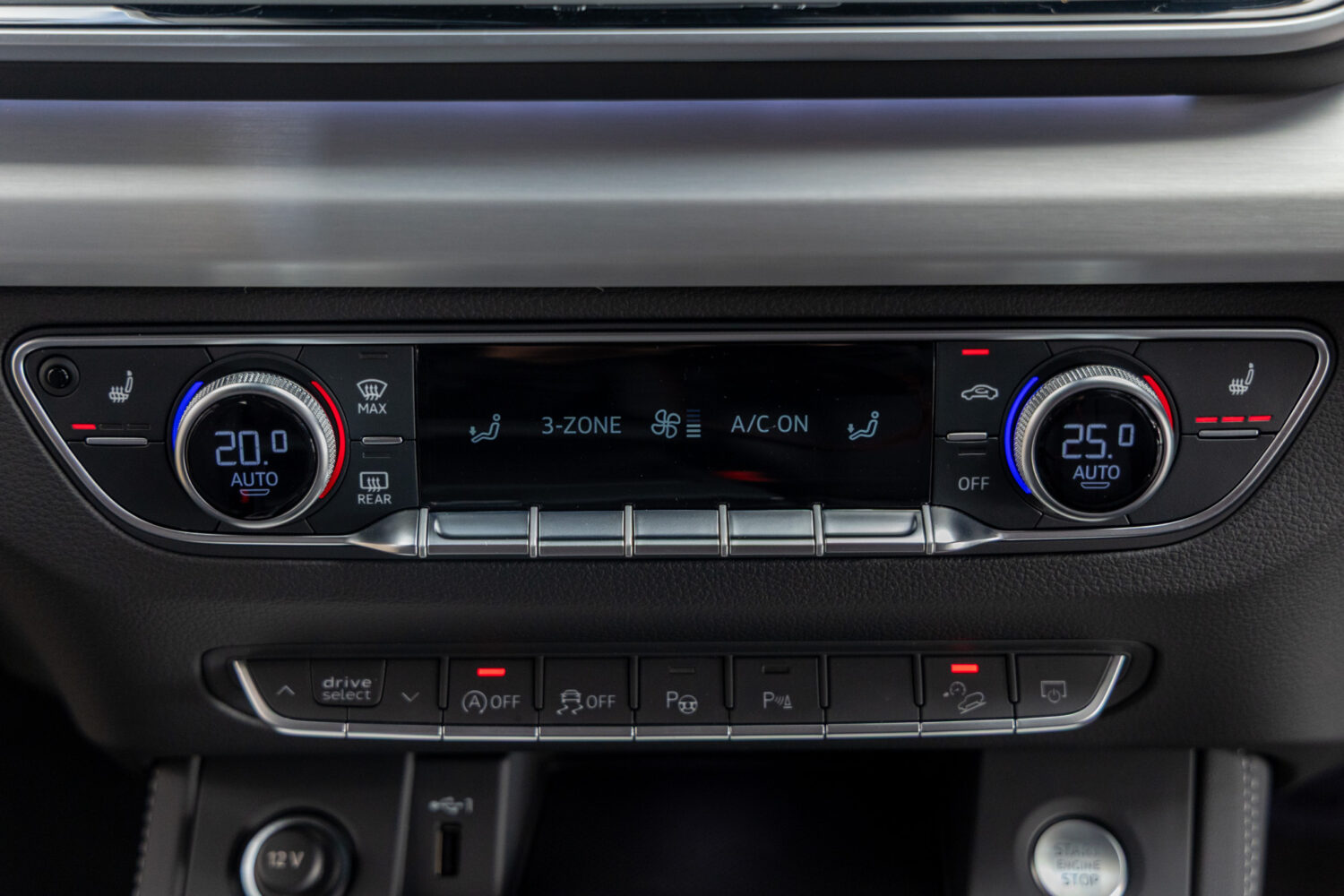 Q5スポーツバック 40TDIクワトロ Sライン 4WD