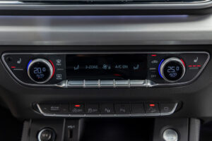 Q5スポーツバック 40TDIクワトロ Sライン 4WD