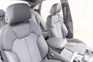 Q5スポーツバック 40TDIクワトロ Sライン 4WD