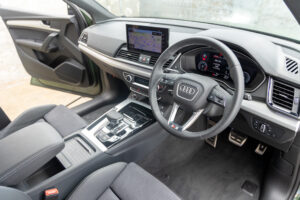 Q5スポーツバック 40TDIクワトロ Sライン 4WD