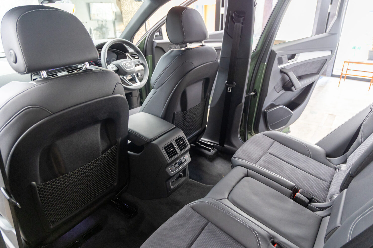 Q5スポーツバック 40TDIクワトロ Sライン 4WD