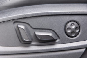 Q5スポーツバック 40TDIクワトロ Sライン 4WD