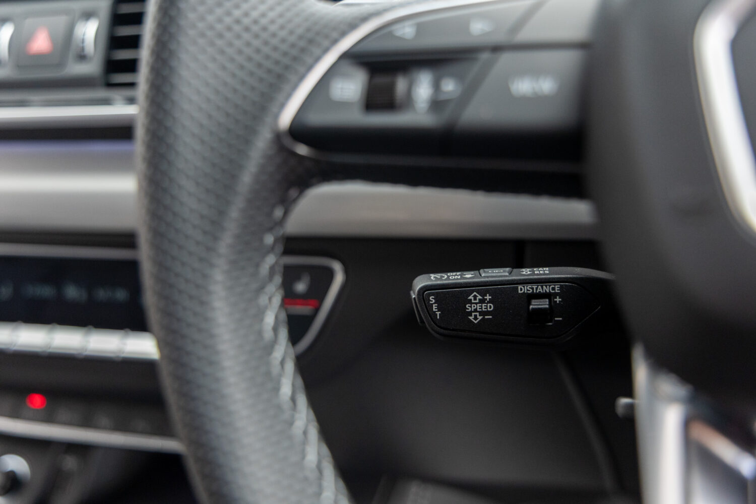 Q5スポーツバック 40TDIクワトロ Sライン 4WD