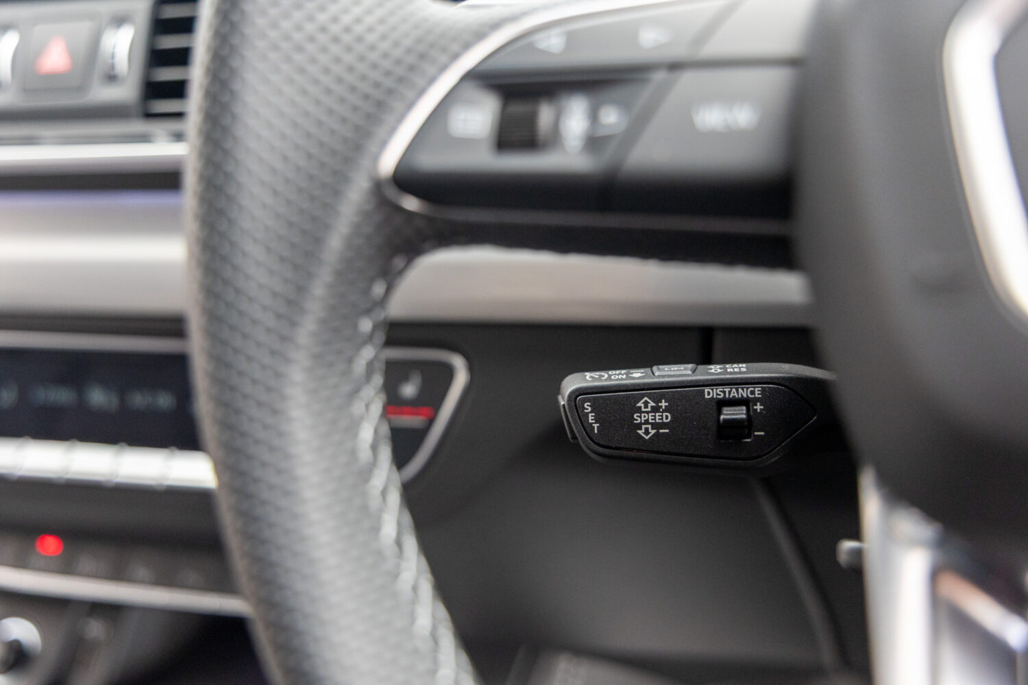 Q5スポーツバック 40TDIクワトロ Sライン 4WD