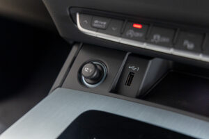 Q5スポーツバック 40TDIクワトロ Sライン 4WD