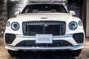 ベンテイガ V8 4WD 左H