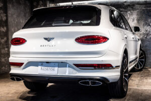 ベンテイガ V8 4WD 左H