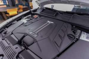 ベンテイガ V8 4WD 左H