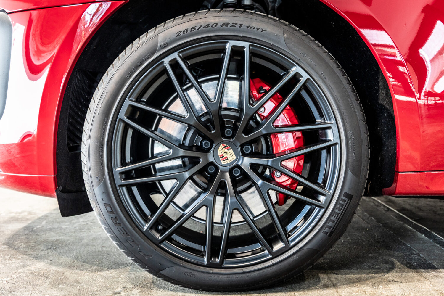 マカン GTS PDK 4WD