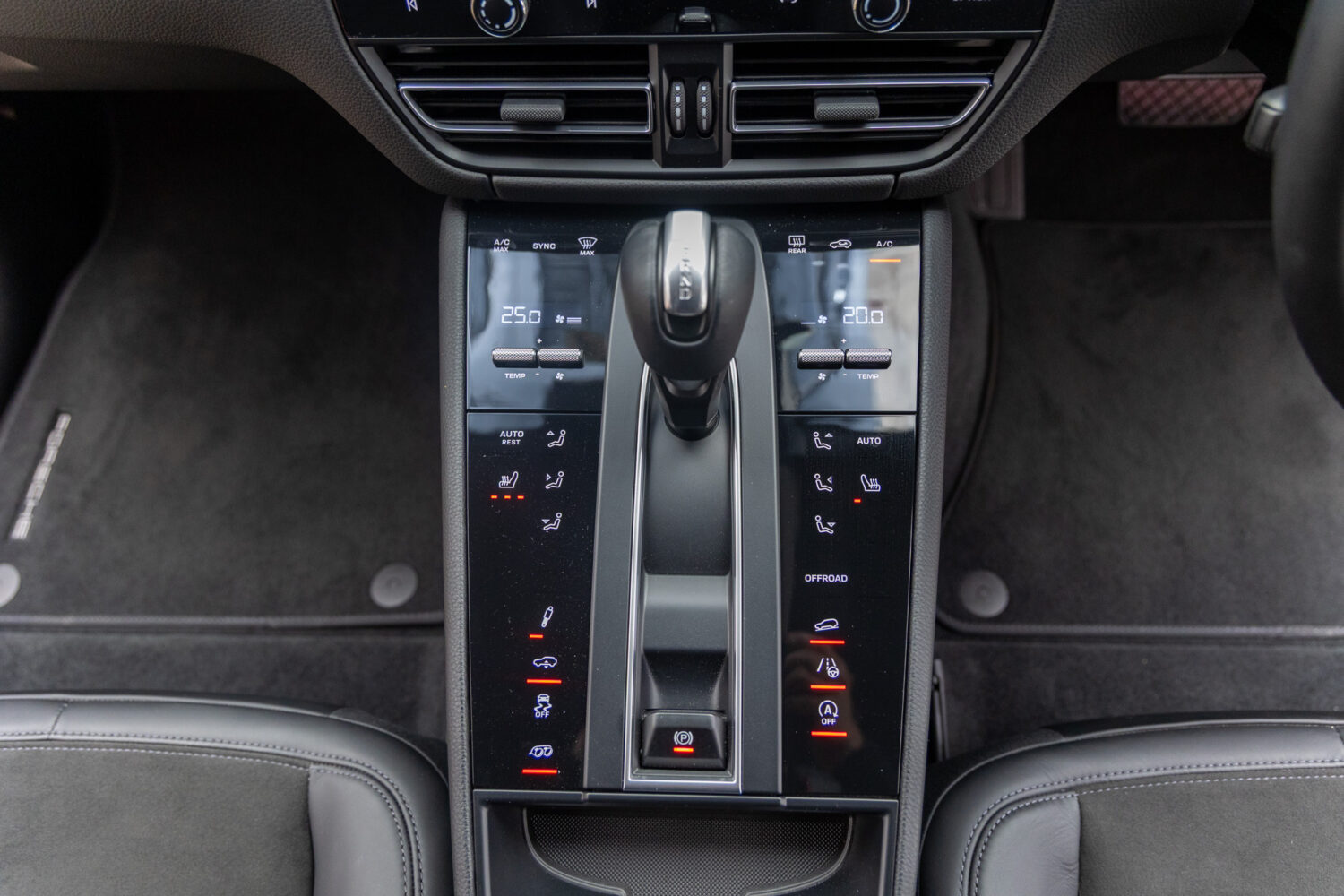 マカン GTS PDK 4WD