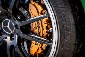 メルセデスAMG GT R