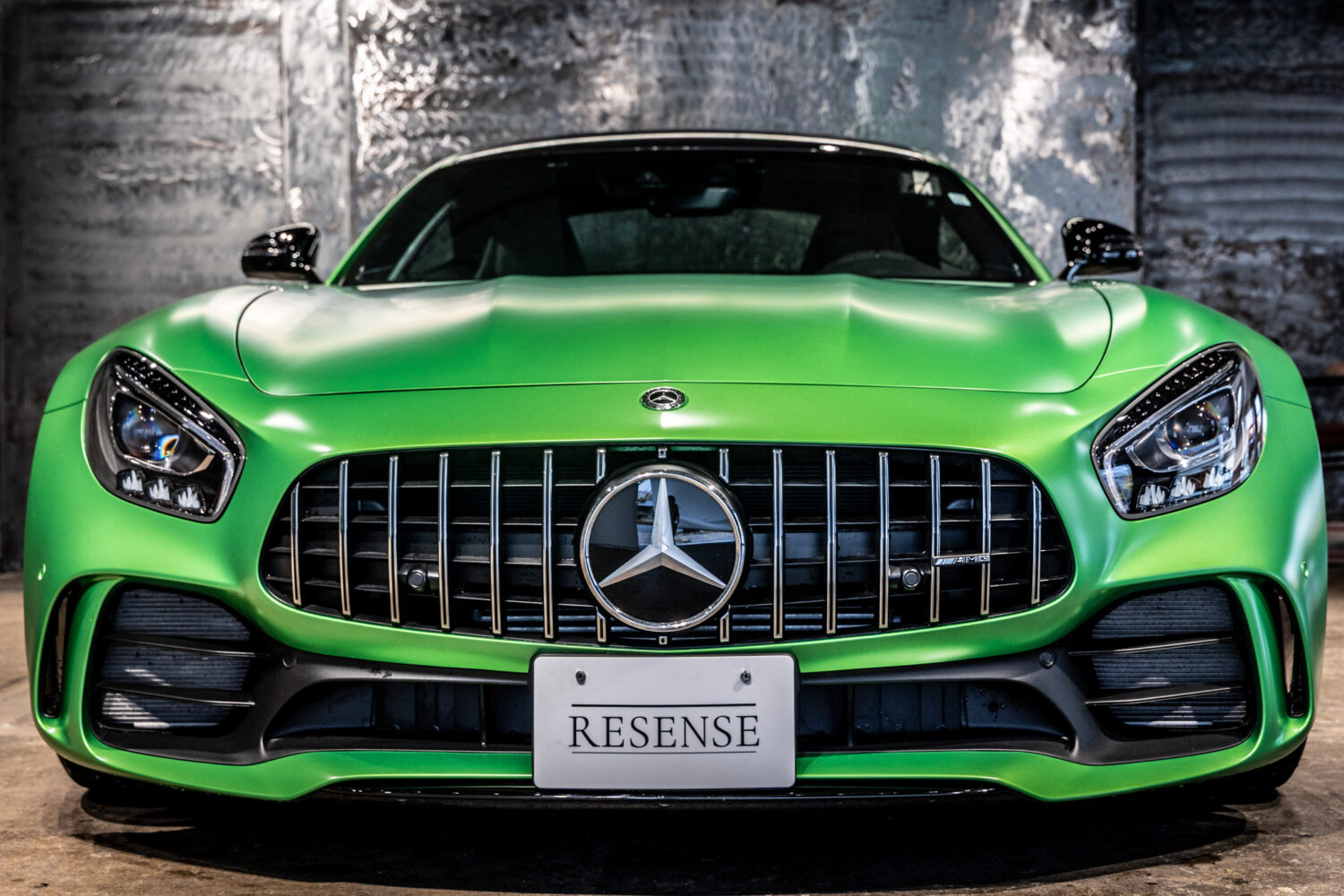 メルセデスAMG GT R