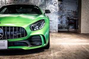 メルセデスAMG GT R